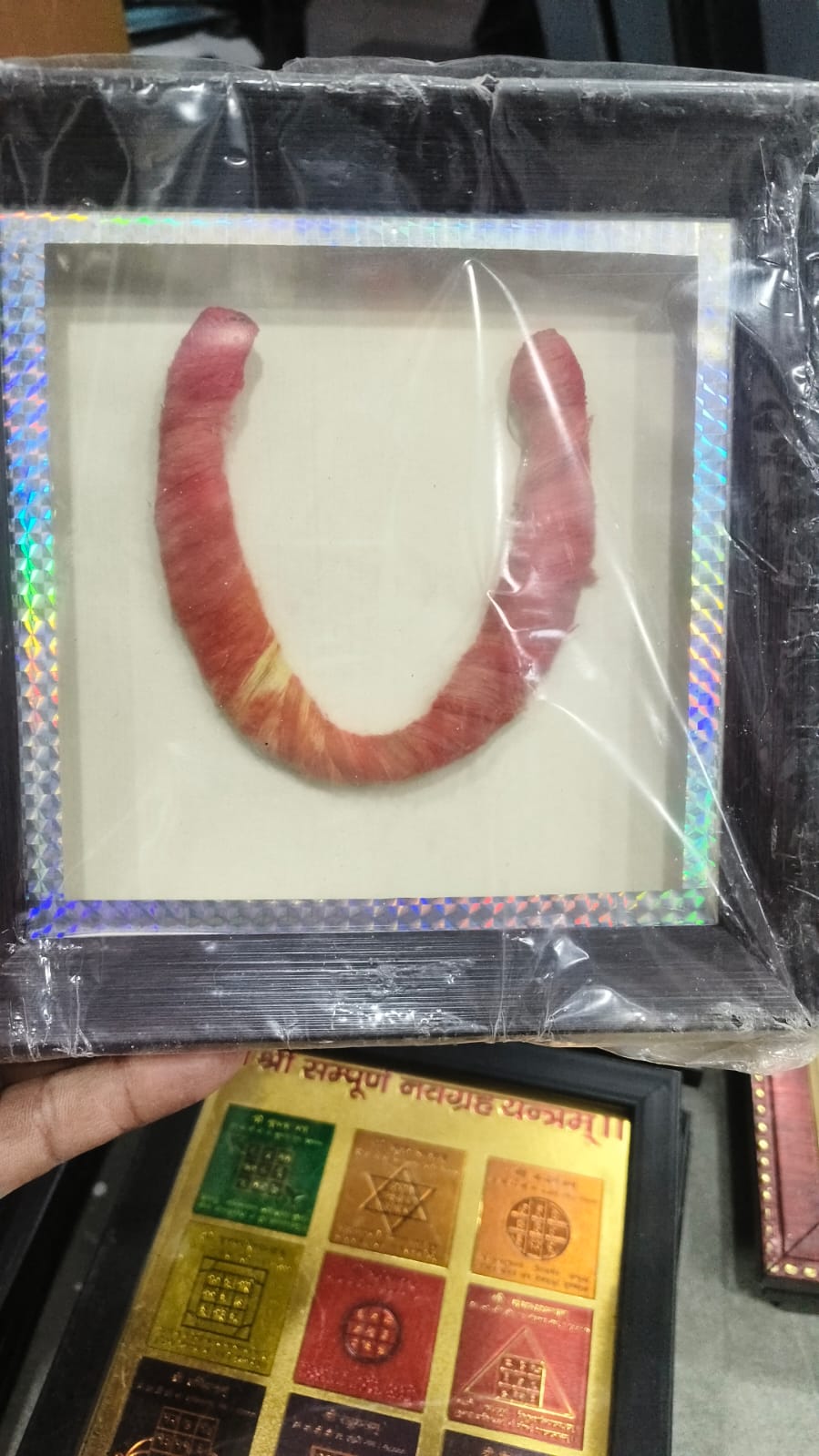 Benefits of Black Horse Shoe Frame